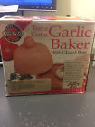 1157 Norpro Garlic Baker Terra
