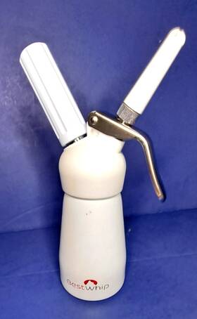Best Whip 811490701823 Whipper Dispenser Whipped Cream 1/2 Pint White .25l