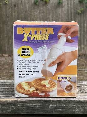 Butter Xpress 044902031526 Twist Turn And Spread With Bonus Grater 2 Blades - Used