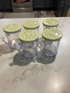 Npcd796 Carlisle 8 Ounce Dredge Shaker With Yellow Lid Lot Of 5
