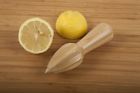 Ug745 Citrus Lemon Juicer Bamboo Core Reamer Wooden