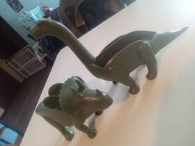Cwc 192598500144 New Set Of 2 Dinosaur Taco Holders Triceratops And Brontosaurus Cook With Color