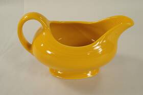 Fiesta Ware 486342 H. Laughlin Inch Daffodil Pedestal Gravy Boat Euc