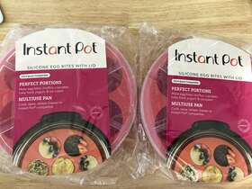 Instant Pot 024131432677 New Set Of 2 Silicone Egg Bites With Lid Multiuse Pan Red