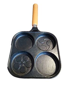 D-6537 Ishigaki Industry Cast Iron Imagawayaki Obanyaki Pan 4 Comparments Wood Handle
