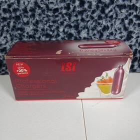 Isi 002377007249 Professional Chargers 21 Count