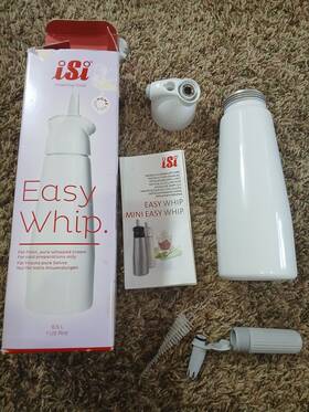 Isi 002377015060 Easy Whip Whipped Cream Dispenser 0.5 L/1 Us Pint White Original Box And Instr