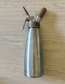 179001 Isi North America Nitro Whip For Preparation Of Brew Beverages 1 Quart