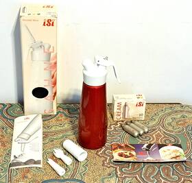 3220a Isi Vintage 500 Ml Dessert Whip Cream Whipper Red Made In Austria - Vgc