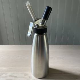 Isi D0695 Kurschnergasse 1 Liter Whipped Cream Dispenser Stainless Steel Silver