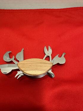 8149 Kikkerland Design Crab Multi-tool By - New Without Box Or Tags