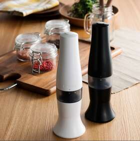 Cmd-50wh Kyocera Spice Grinder Electric Mill Salt Pepper Ceramic 40ml Made In Japan.white