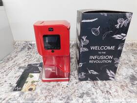 Levo2-paprika Levo Ii - Herbal Oil Infusion Machine Botanical Extractor Herb Dryer Dec
