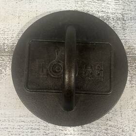 L6bp Lodge Mfg Co Black Cast Iron Burger Press 6.25 Inch - Smash Burgers