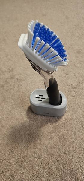 12361700 Oxo Good Grips Soap Dispensing Dish Brush 12361700 Oxo Good Grips Soap Dispensing Dish Brush