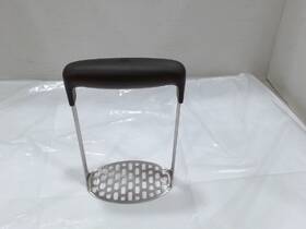 Oxo 719812345819 Usedlikenew - Good Grips Smooth Potato Masher Black