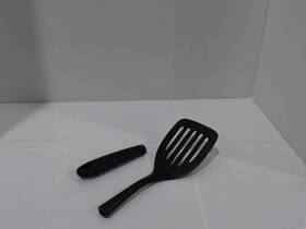 Oxo 719812600307 Asis/forparts - Softworks Nylon Square Turner Spatula Black