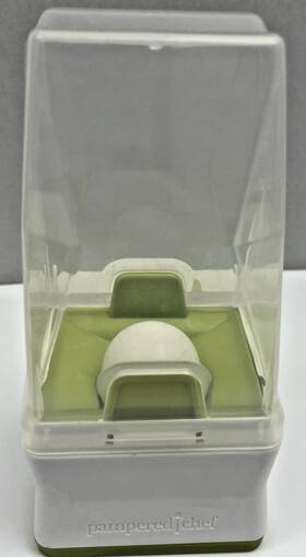 082425bingwtfr4 Pampered Chef Herb Mill Green White Kitchen Fresh Grinder No Box
