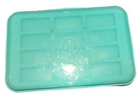 100001 Pampered Chef Snack Bar Maker Set - 15 Inch X10 Silicone Pan With Lid