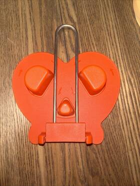 Pampered Chef 100076 Soft Pretzel Maker Form Only Easy To Use Kitchen Baking Gadget