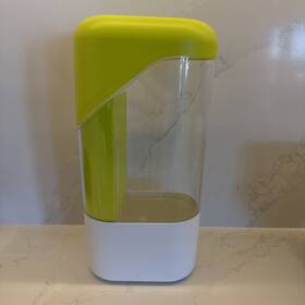 100224 Pampered Chef Herb Keeper Dishwasher Safe 9-1/4 Inch Tall Store Fresh Herbs