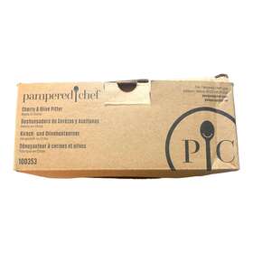 100353 Pampered Chef Cherry And Olive Pitter New In Box