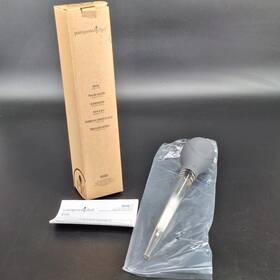 100480 Pampered Chef Bulb Baster Heat Resistant With Cleaning Brush