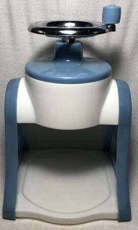 X165 Pampered Chef 7.5 Inch X 12 7 Ice Shaver Hand Turn Snow Cone Slushy Drink Maker