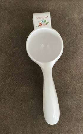 Pioneer Woman 076753335621 The Handheld Citrus Juicer Lemon Squeezer Press Cast Iron