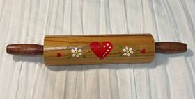 Robbins Nest/disney 400545837329 Vintage 1986 Wooden Rolling Pin Recipe Card Holder With Hearts And Flowers