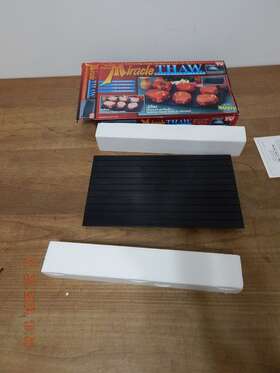 Telebrands 803355182380 Original Miracle Thaw Genuine Defrosting Tray With Box Excellent