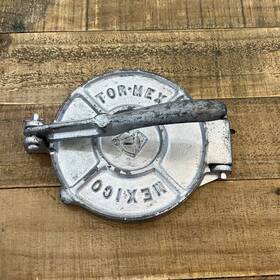 Tor-mex 726670967664 Tortilla 7.5 Inch Press Maker Cast Iron