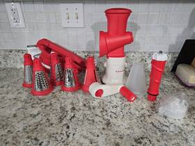 Tupperware 10121111000 Press Master Juicer Grate And Fusionmaster Sorbet Maker Red/wh