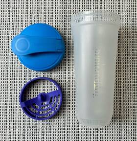7320a-6 Tupperware 680ml/23oz Blue Quick Shake Container Blender Bottle Flip Top Cap