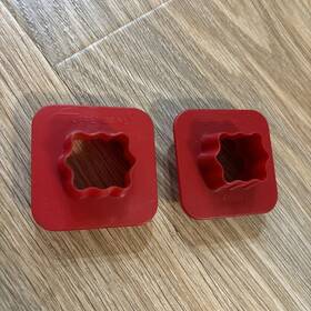 797-7 Tupperware Tupperware. Red Garnishing/canape Cutter. Set Of Two Vintage