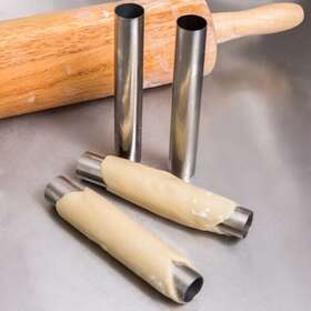 5910 Villaware Vintage Cannoli Tubes Italy Baking Forms With Recipes 2 Packs Of 4 8