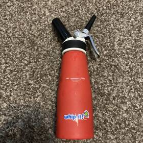 Whip It 065626862562 1/2 Liter 1 Pint Whipped Cream Container Dispenser Stainless Used