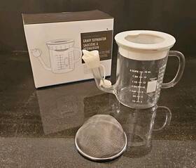 11271280283855 Williams-sonoma Catamount And 2 Cup Glass Gravy Separator With Stainless-steel Mesh