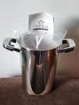 New Oneida Immaculate Asparagus Steamer Pot 18/10 Stainless Steel Mesh Strainer. Fixed Price $39.95.
