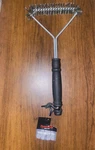 Wire Grill Brush Flame Glo 12" Bbq Clean Scrub Heavy Duty Stiff Bristle New Tags. Fixed Price $13.99.