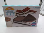 Chef Sweet Spot Ice Cream Sandwich Maker Fix Freeze Fun - Recipe Book Included. Fixed Price $16.93.
