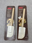 Vtg "74 Rubbermaid Lot Of 2 #1901 Spatulas 9.5 Wood Handle Usa New Old Stock. Fixed Price $29.98.