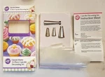 Wilton Cupcake Heaven Decorating Set Original Box Filling Cookie Frosting. Fixed Price $9.93.