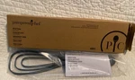 Pampered Chef Whisk Tongs New Item Nib 100913. Fixed Price $28.45.