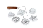 Norpro Cast Aluminum And Wood Rosette/timbale 7 Piece. Fixed Price $25.33.