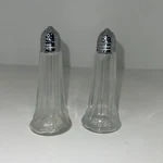 Vintage Dripcut By Traex Tall Elegant Clear Glass Salt And Pepper Shakers. Fixed Price $10.00.