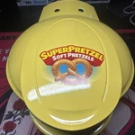 Super Soft Maker Yellow Makes Pretzels-smart Planet Tested M15. Fixed Price $22.07.