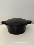 Pampered Chef Large 8 Cup 2 Qt Cooker Microwave Steamer Strainer Lid Black. Fixed Price $21.00.