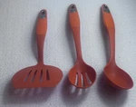 Amana 3-PIECE Kitchen Utensils Set Orange. Fixed Price $15.99.