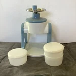 Pampered Chef Ice Shaver 2945 Plus Extra Cups And Lids Snow Cones Lemon. Fixed Price $22.99.